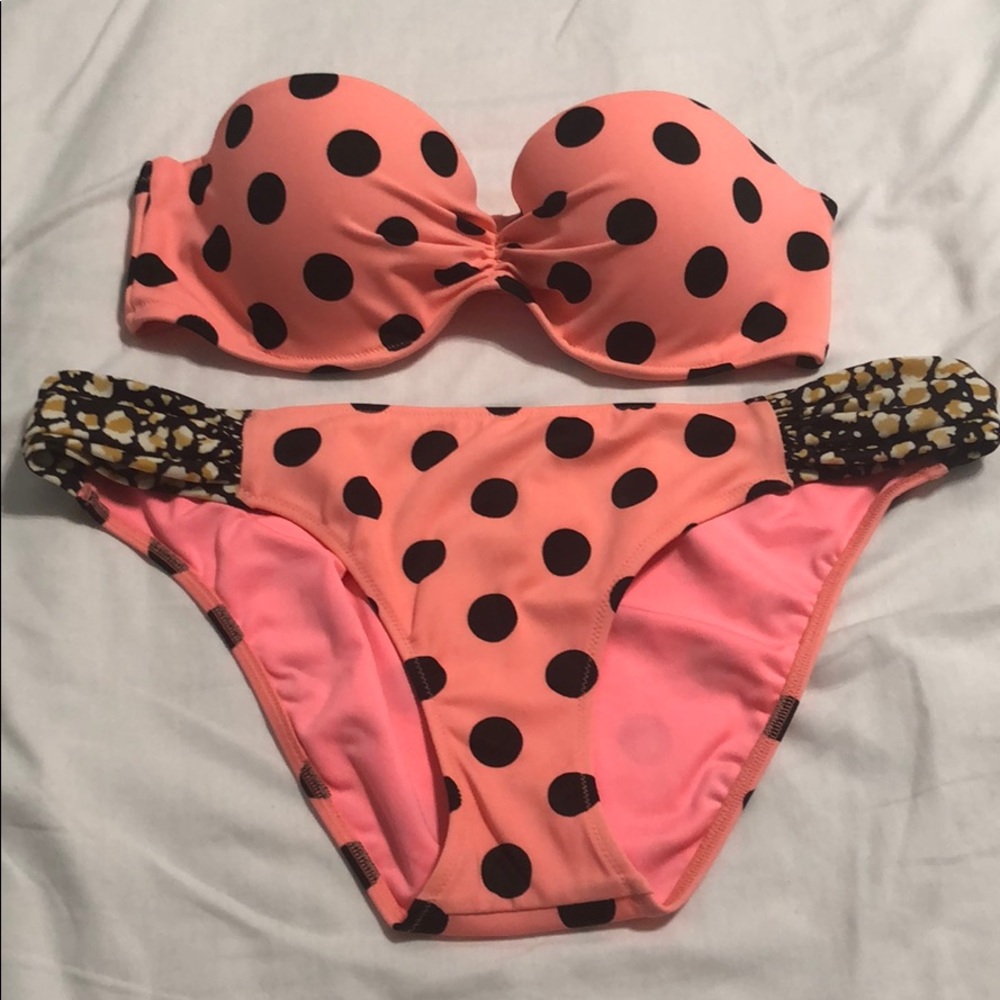 Victkia Secret swim suit